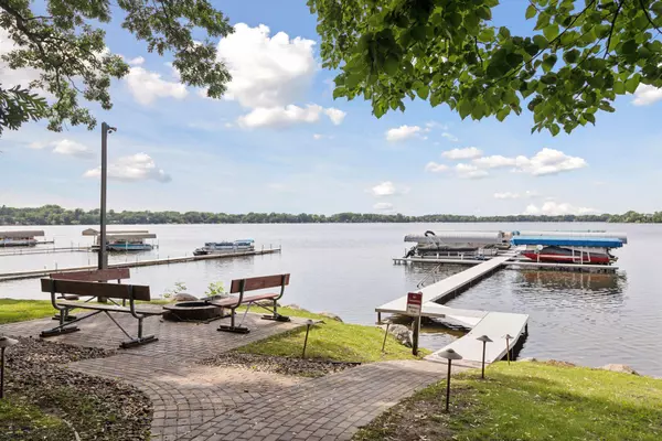 White Bear Twp, MN 55110,5246 Division AVE