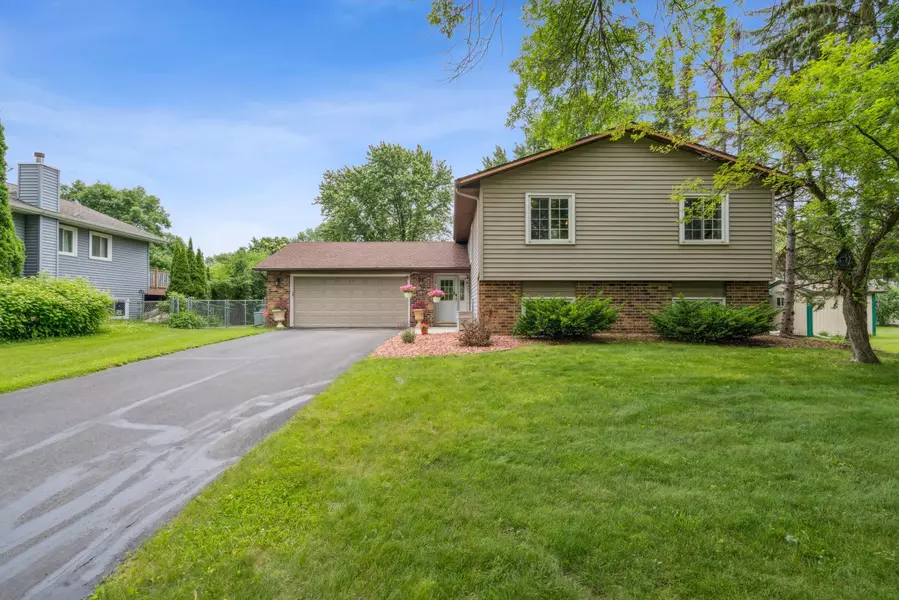 14857 92nd PL N, Maple Grove, MN 55369