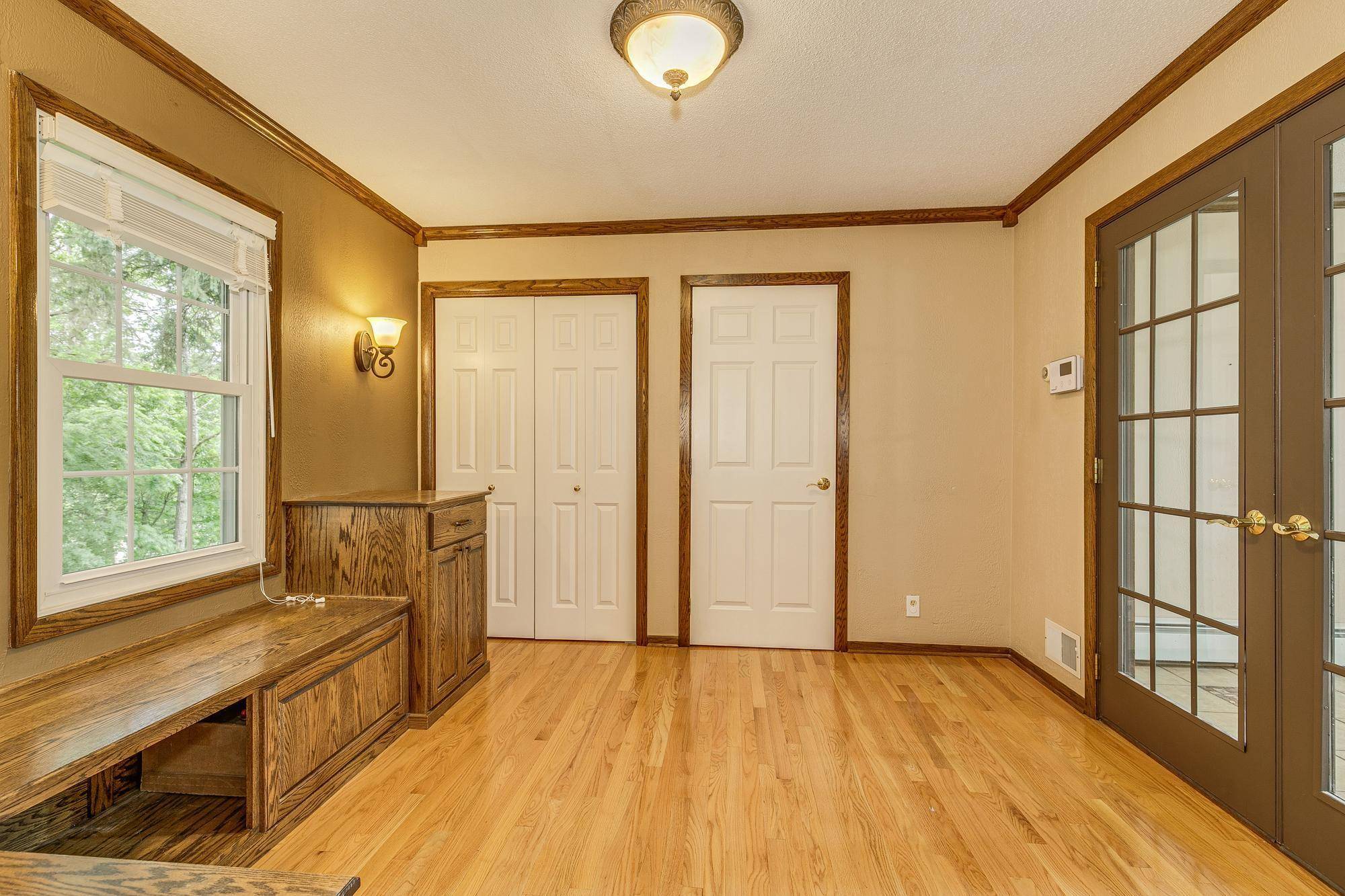 Saint Michael, MN 55376,989 Kadler AVE NE