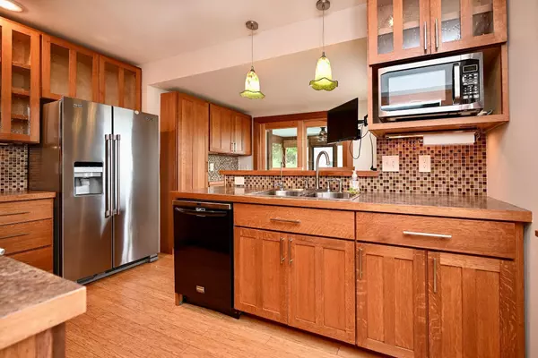 Winona, MN 55987,611 Clarks LN