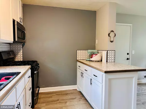 Blaine, MN 55434,10701 6th ST NE