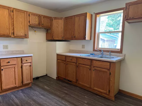 Thief River Falls, MN 56701,608 Duluth AVE N