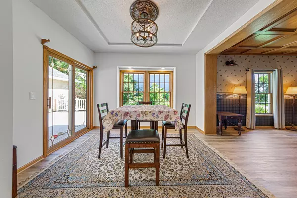 Jackson, MN 56143,104 River ST