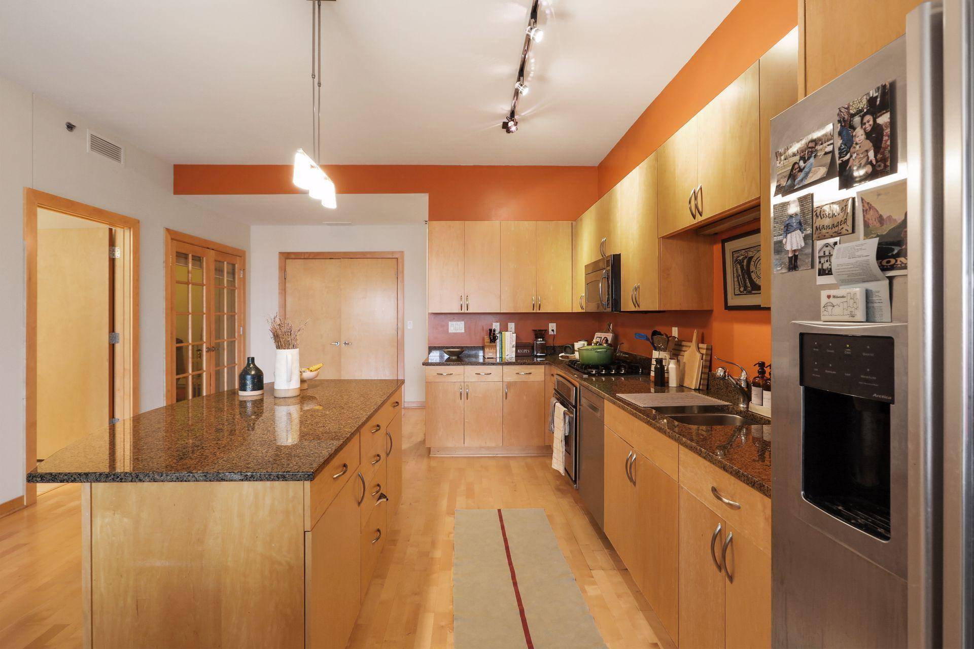 Minneapolis, MN 55401,401 N 2nd ST #420