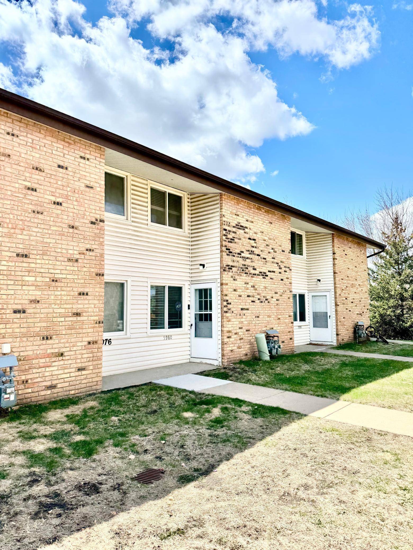 Brooklyn Park, MN 55443,5980 83rd Pkwy N