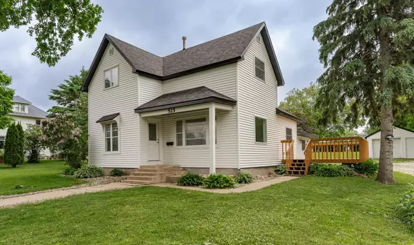 525 Warren AVE, Spring Valley, MN 55975
