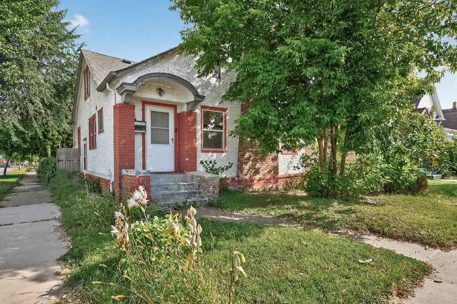 1530 Penn AVE N, Minneapolis, MN 55411