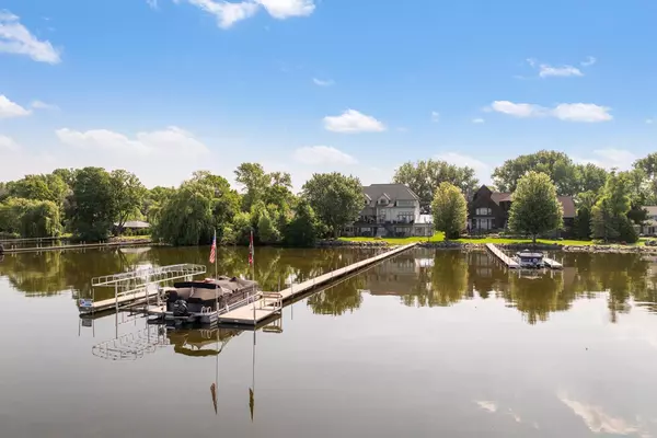 Forest Lake, MN 55025,22620 Hayward AVE N