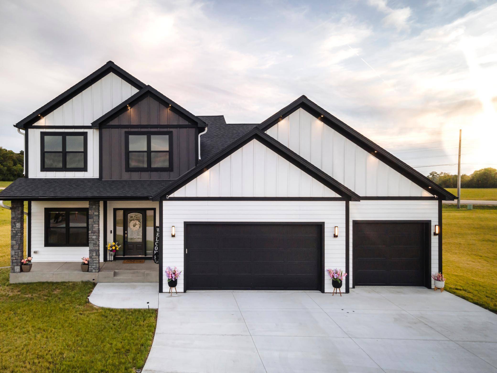 1205 Skyview CIR NW, Rochester, MN 55901