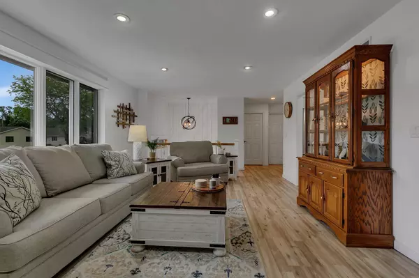 Clara City, MN 56222,915 4th ST NW