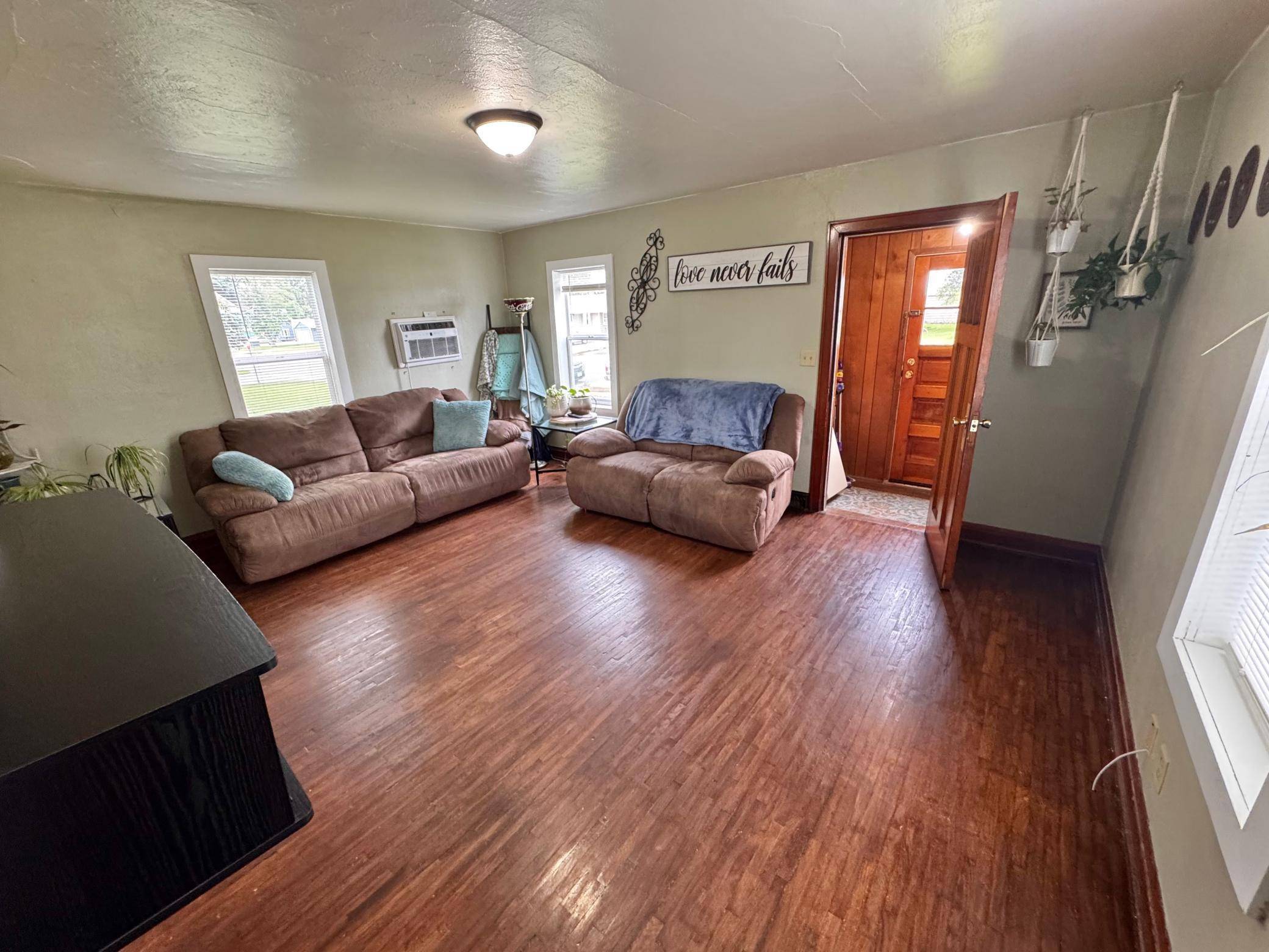 Marshall, MN 56258,420 N 7th ST