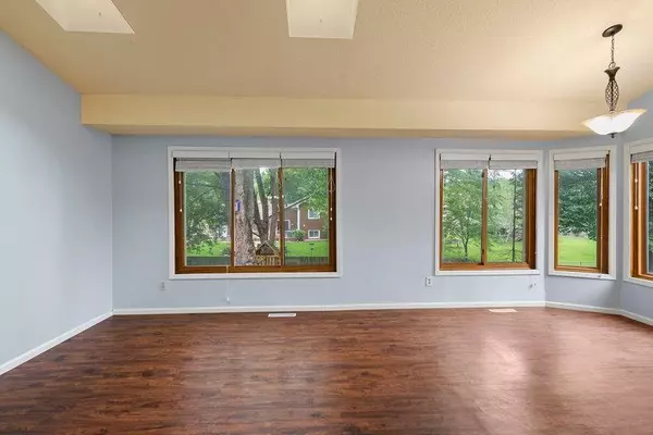 Brooklyn Park, MN 55444,1217 88th AVE N