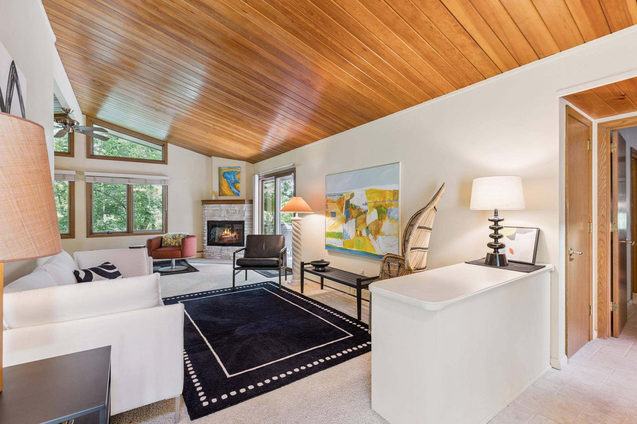 Minnetonka, MN 55345,4844 Woodland RD