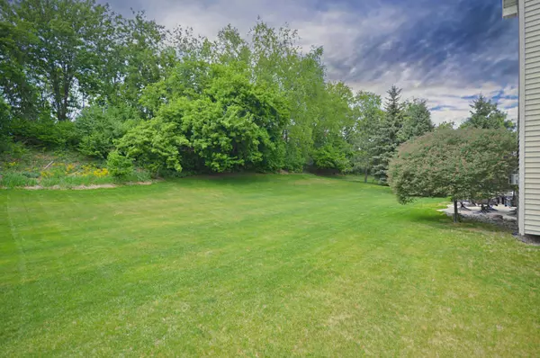 Woodbury, MN 55125,8051 Enclave Bay