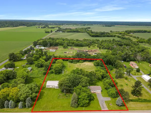 East Farmington, WI 54020,559 State Hwy 35