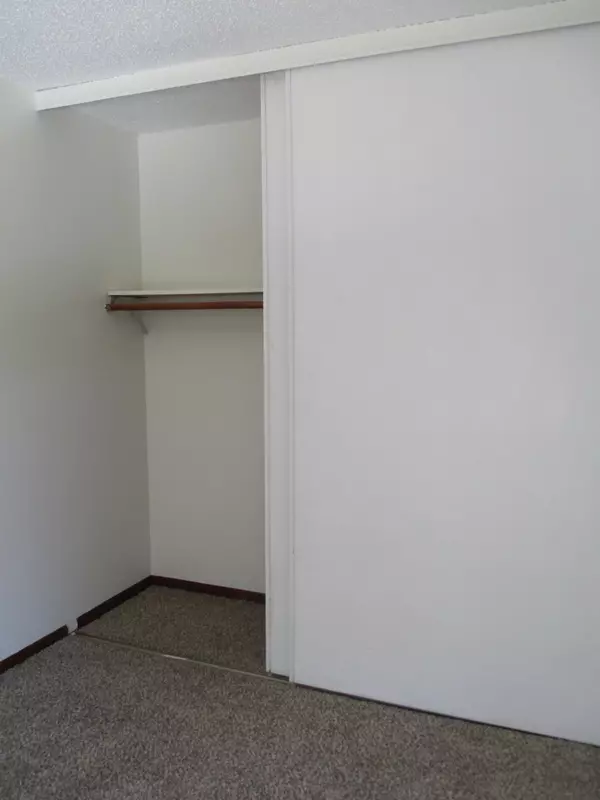 Lake Lillian, MN 56253,911 Lakeview ST #8