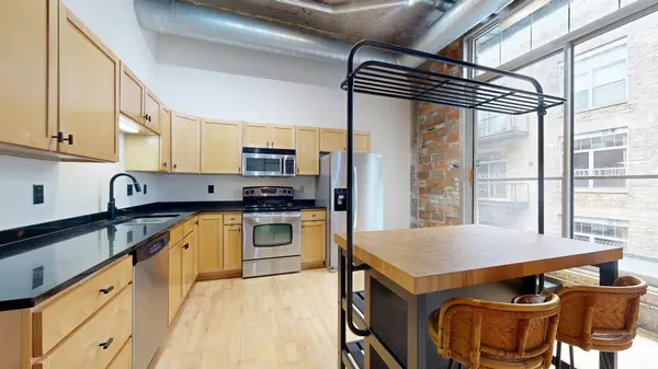 Minneapolis, MN 55415,521 S 7th ST #519