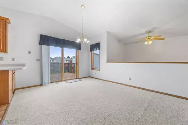 Fargo, ND 58104,2721 34th AVE S