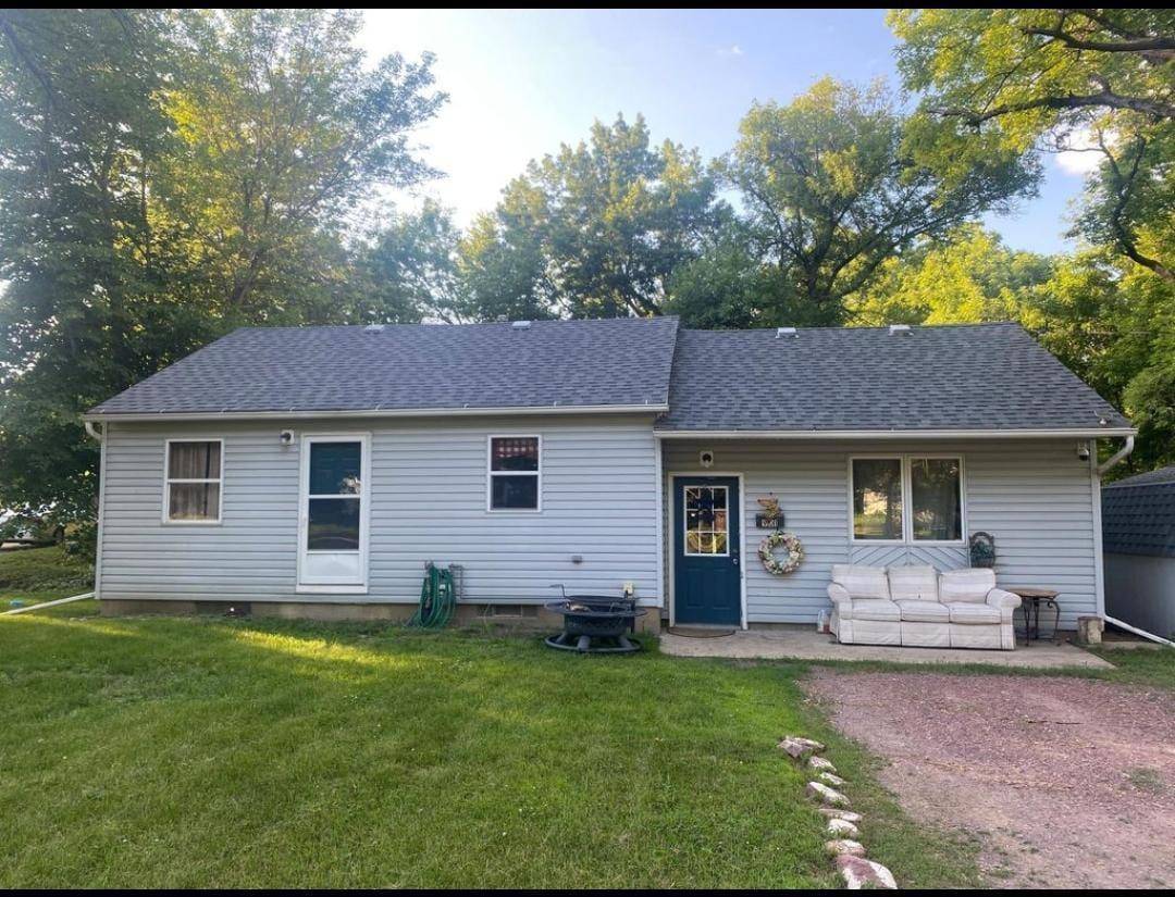 Mountain Lake, MN 56159,901 Prince ST
