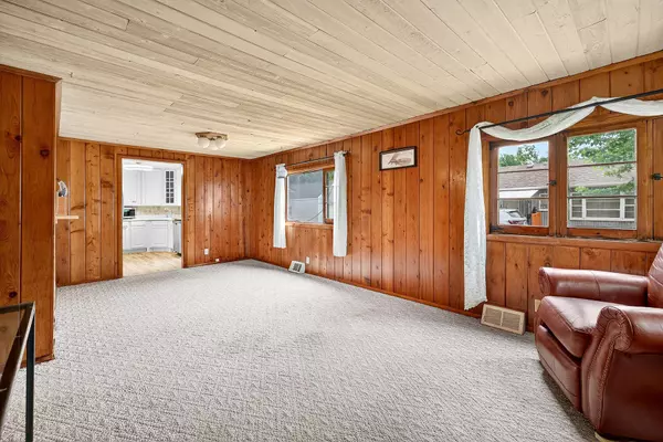 Bloomington, MN 55420,9123 Pillsbury AVE S