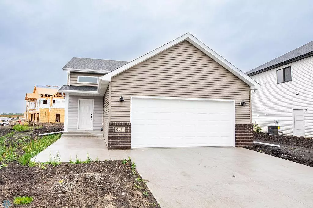 Fargo, ND 58104,6611 Belding DR S