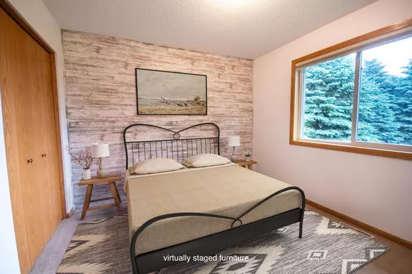 Melrose, MN 56352,706 Country Club DR SW