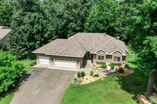 9170 227th ST N, Forest Lake, MN 55025