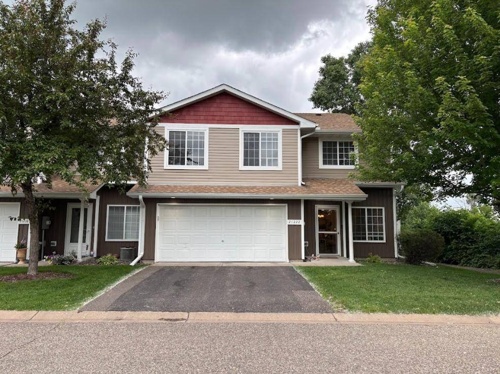 21222 Shetland DR N, Forest Lake, MN 55025