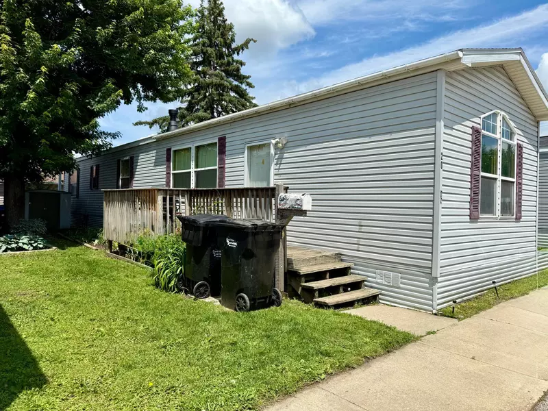 418 Main ST S #20, Stewartville, MN 55976