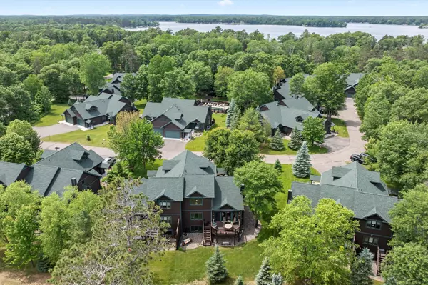 Crosslake, MN 56442,34792 E Shore LN