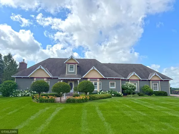211 4th ST W, Maple Lake, MN 55358