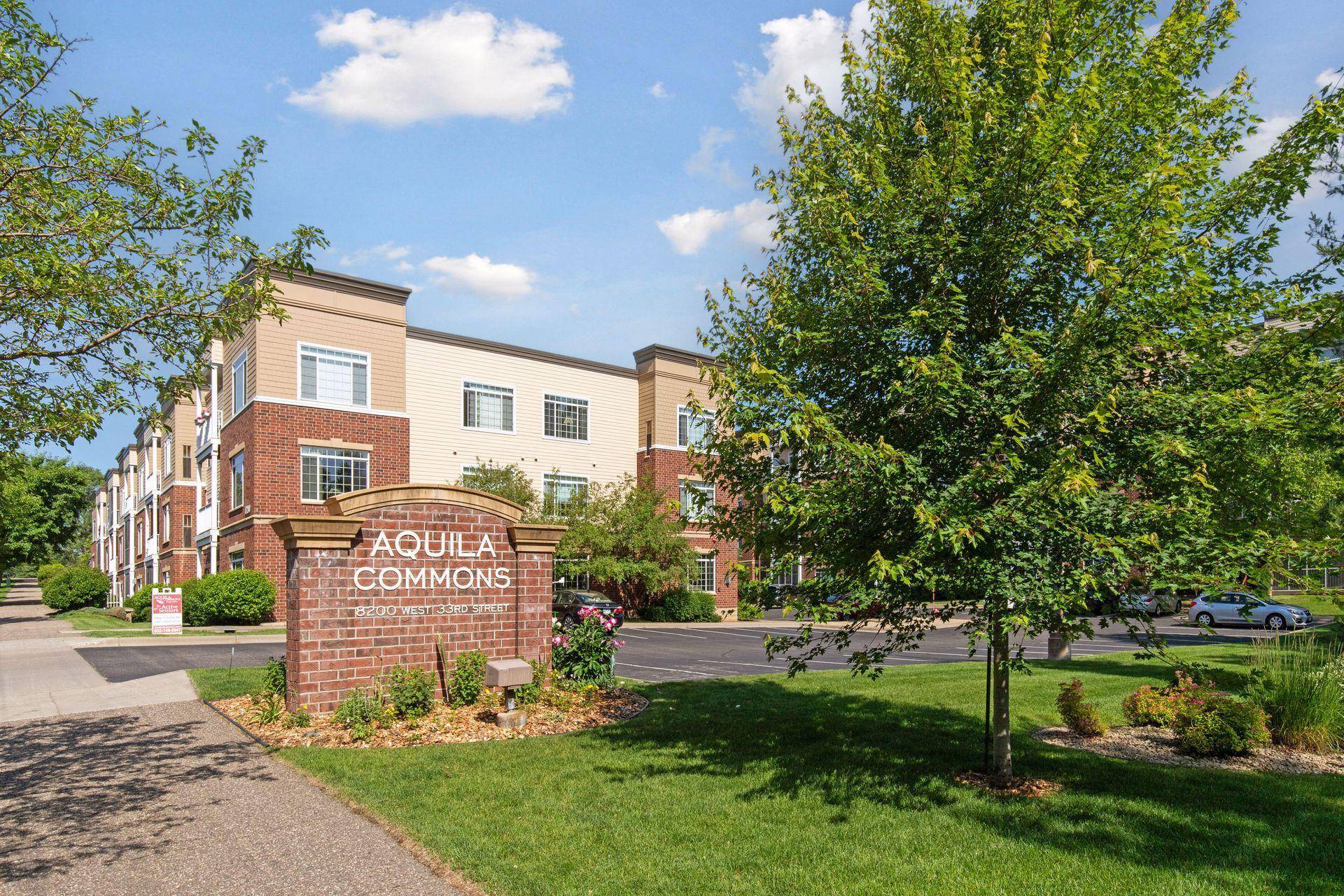 8200 W 33rd ST #305, Saint Louis Park, MN 55426