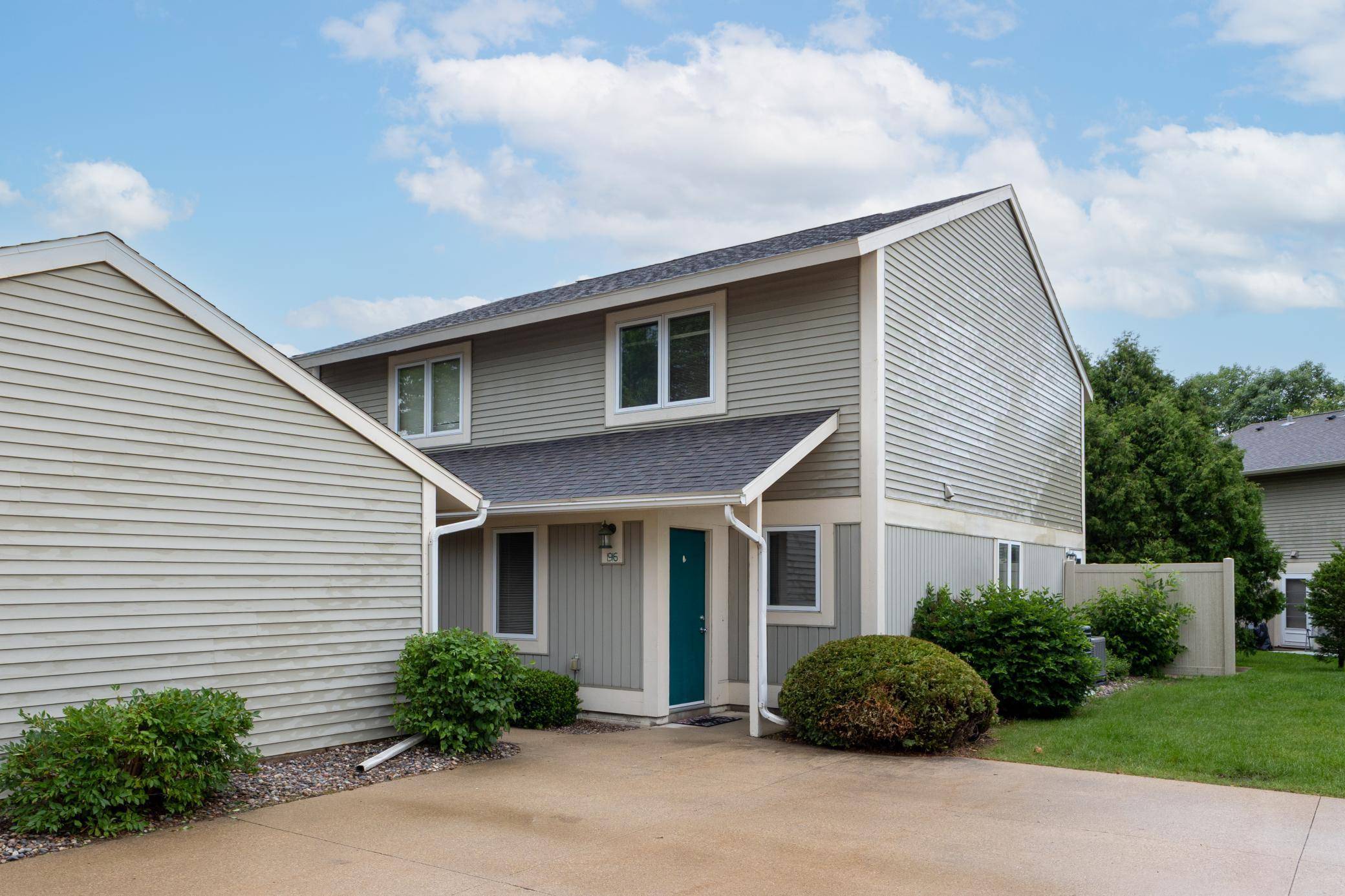 Rochester, MN 55902,1916 Greenview PL SW
