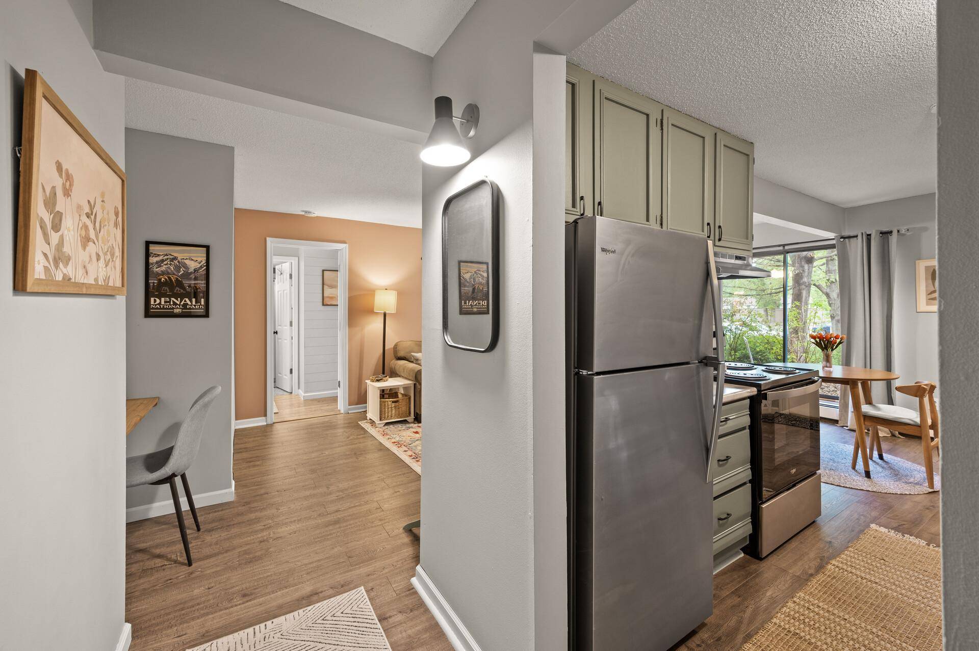 Saint Louis Park, MN 55416,4500 Cedar Lake RD S #1