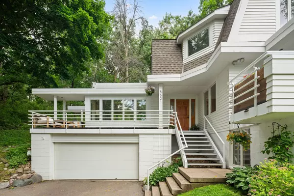 Minnetonka, MN 55345,5521 Highland RD