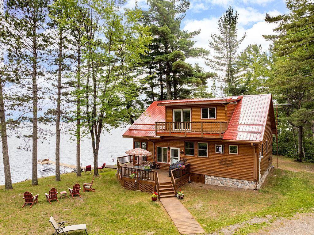 2562 Eskeli RD, Makinen, MN 55763