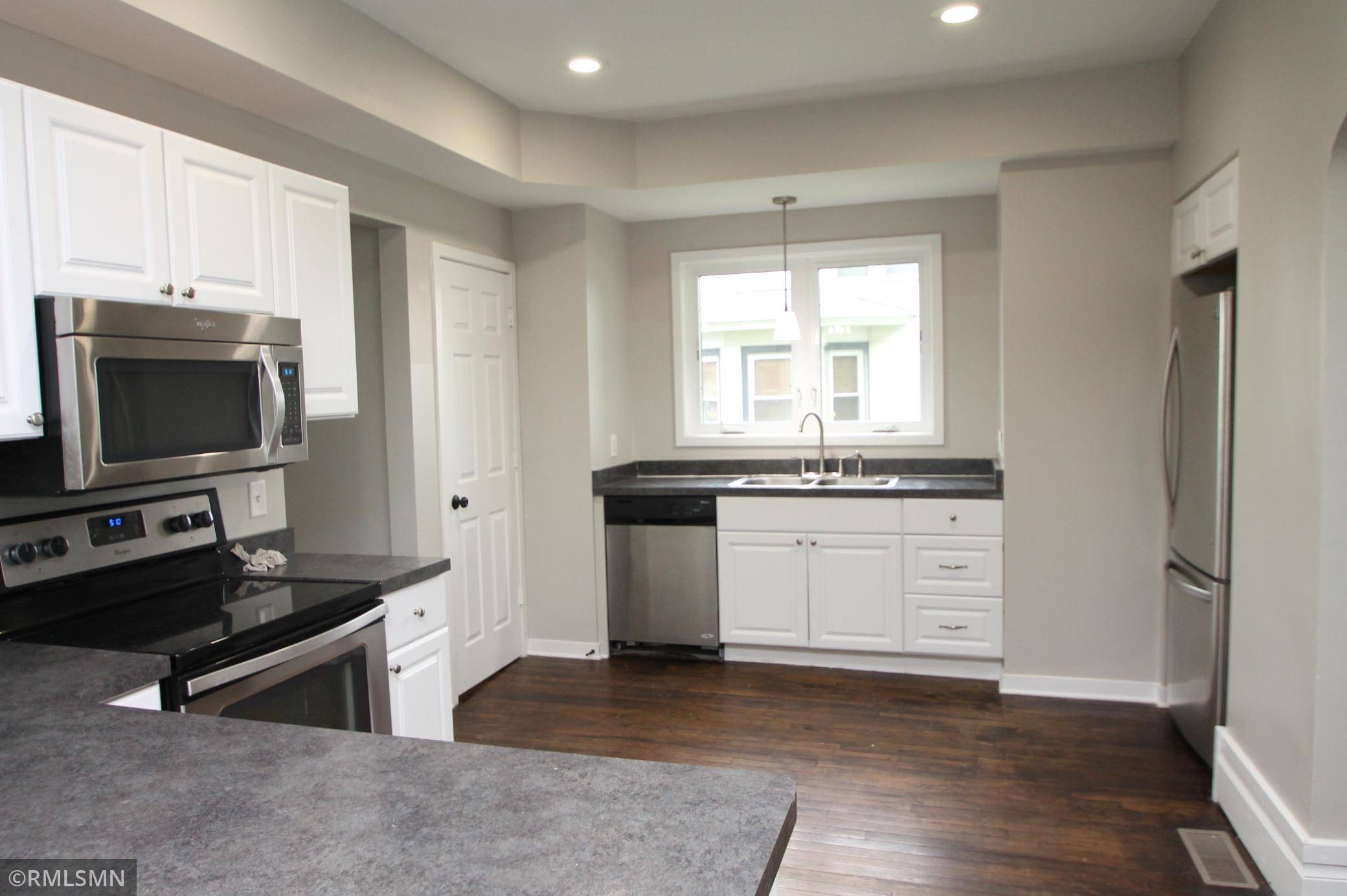 Silver Lake, MN 55381,209 Cleveland ST SW
