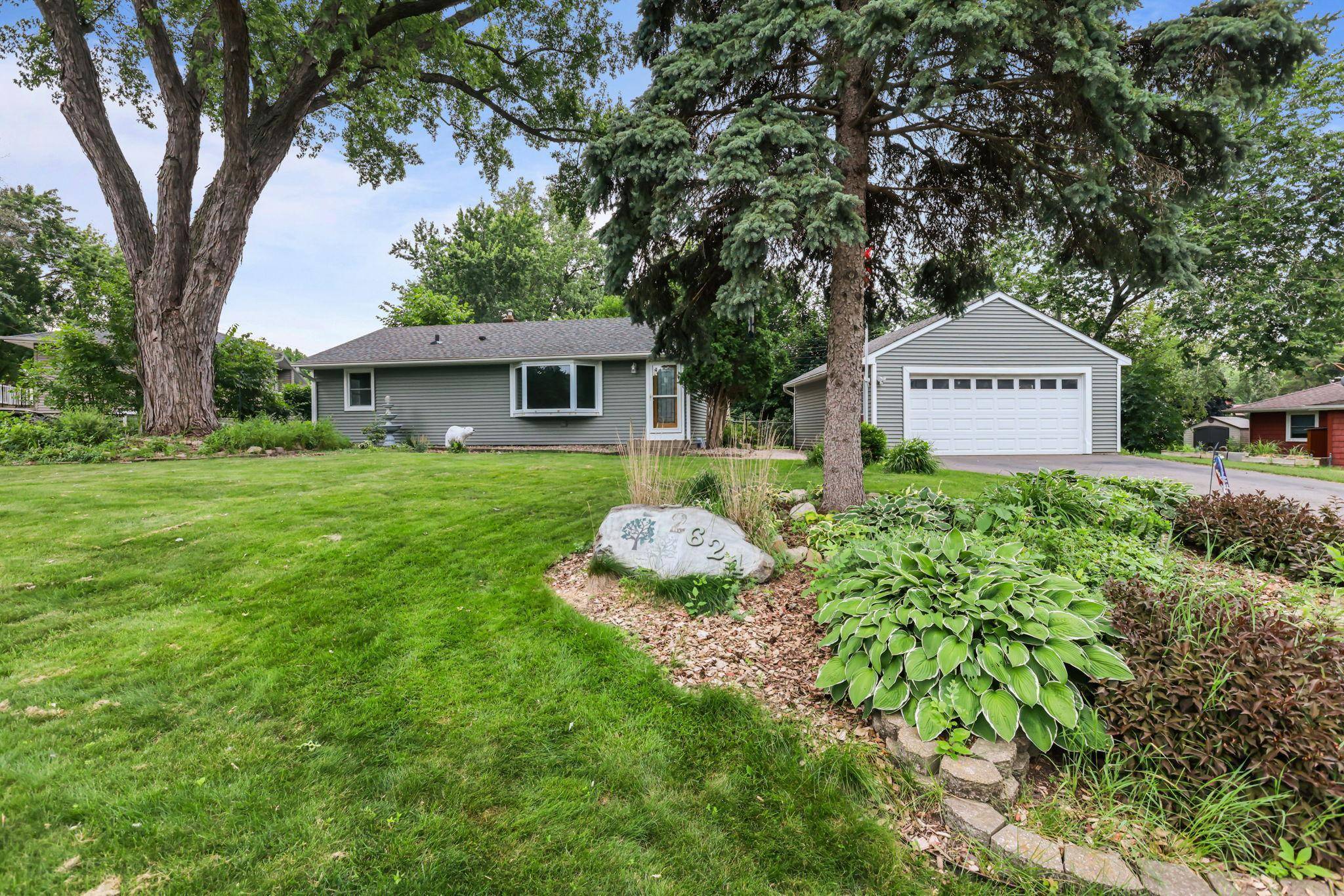 White Bear Twp, MN 55110,2624 Stacker BLVD
