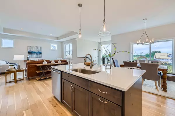 Rosemount, MN 55068,13642 Arrowhead Way