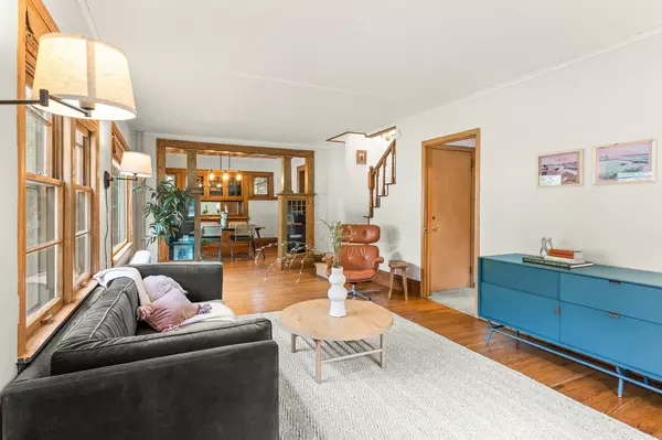 Saint Paul, MN 55104,784 Fairview AVE N