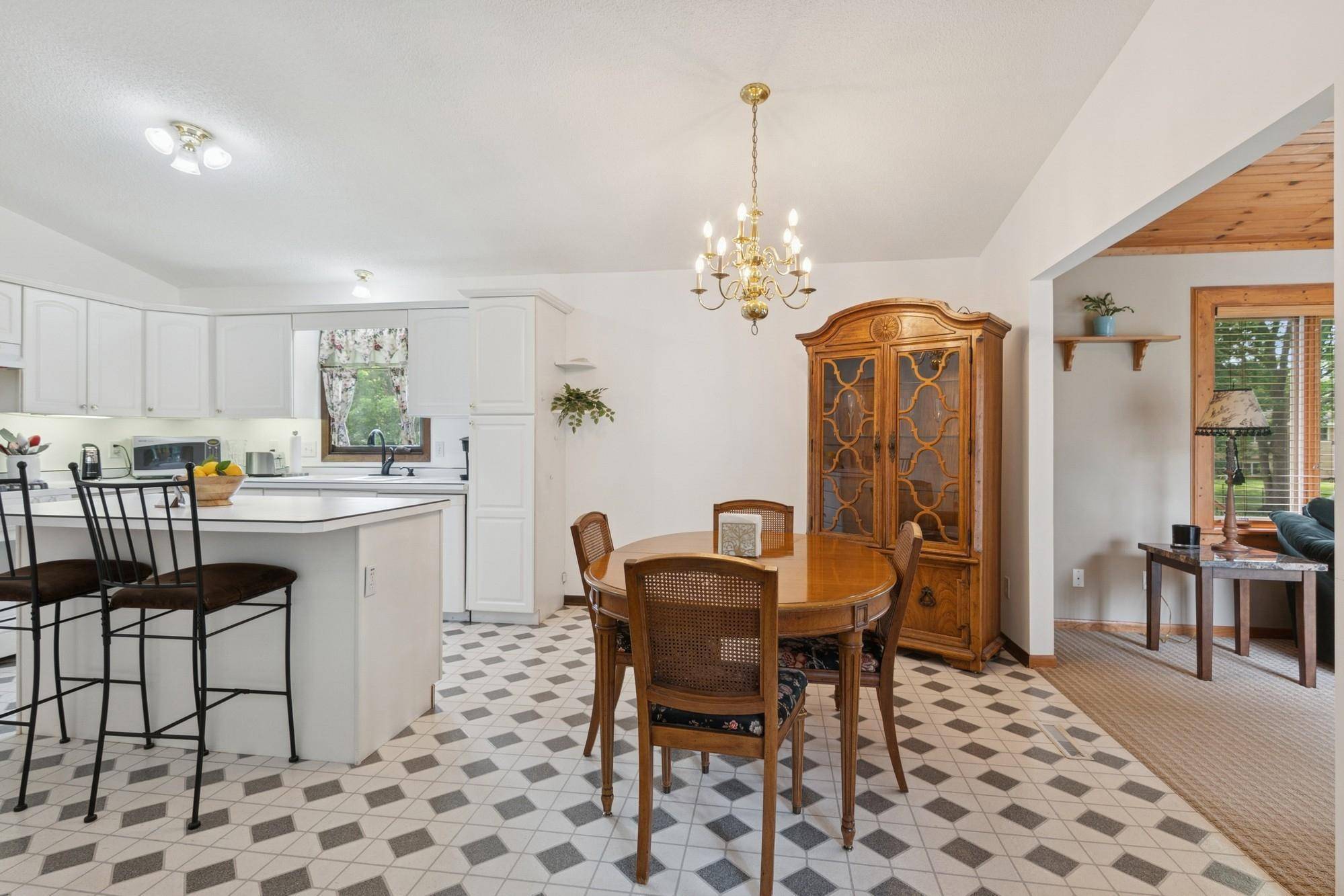 Blaine, MN 55014,9730 Austin ST NE