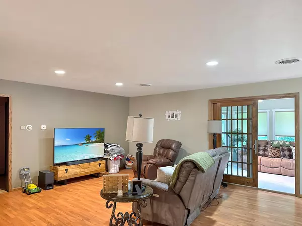 Slayton, MN 56172,3033 Redwood AVE