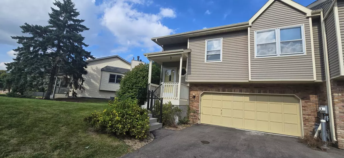 Eden Prairie, MN 55346,7239 Bren LN