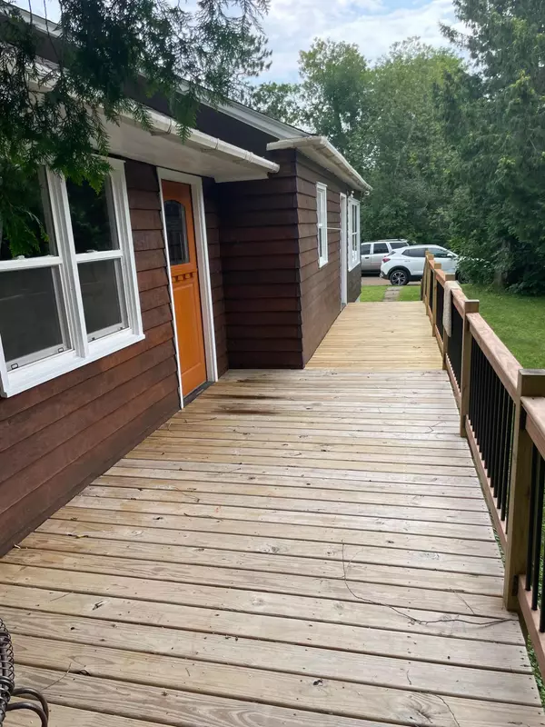 Onamia, MN 56359,10132 State Highway 27