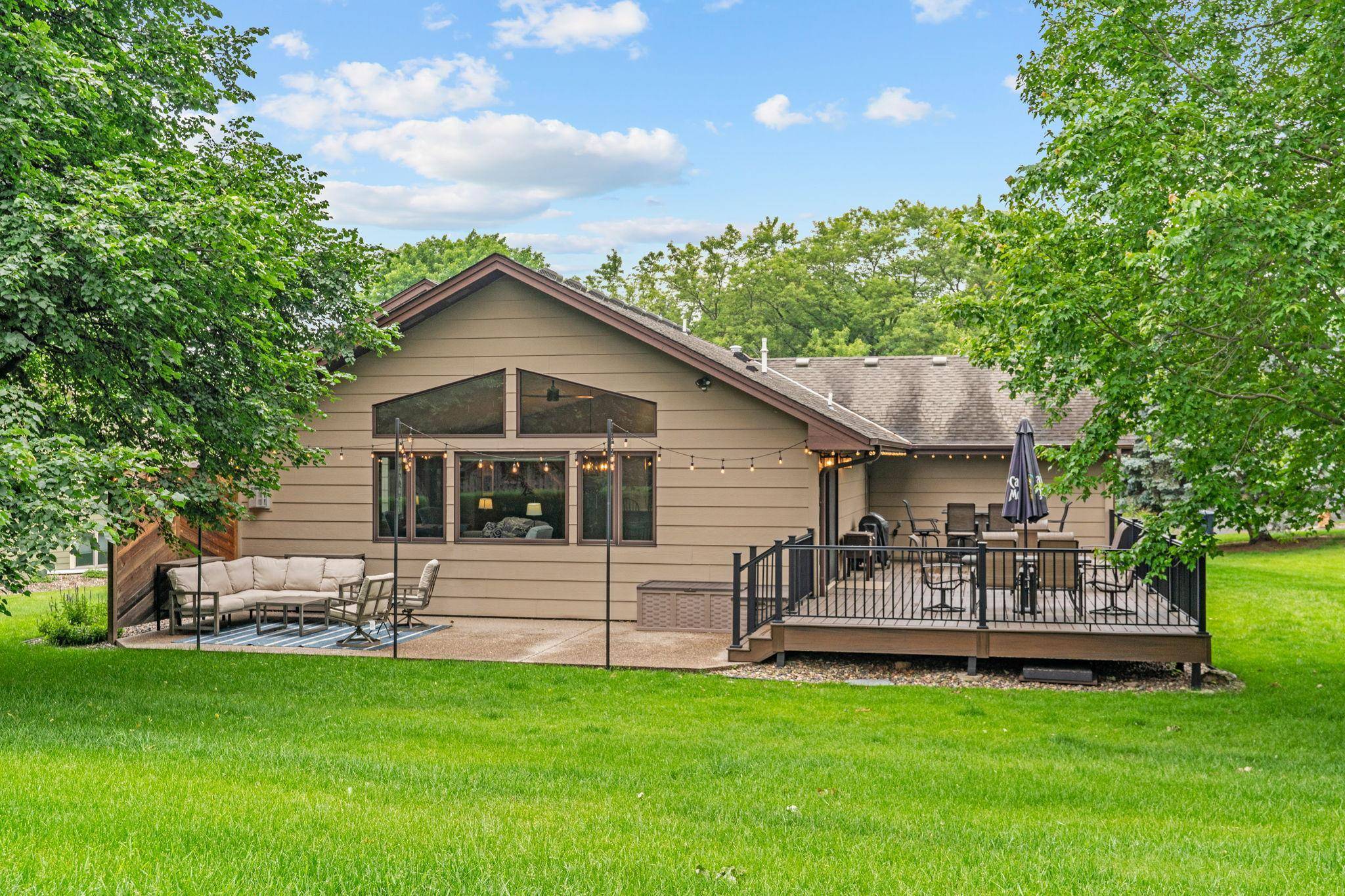Burnsville, MN 55306,1104 Lavon LN