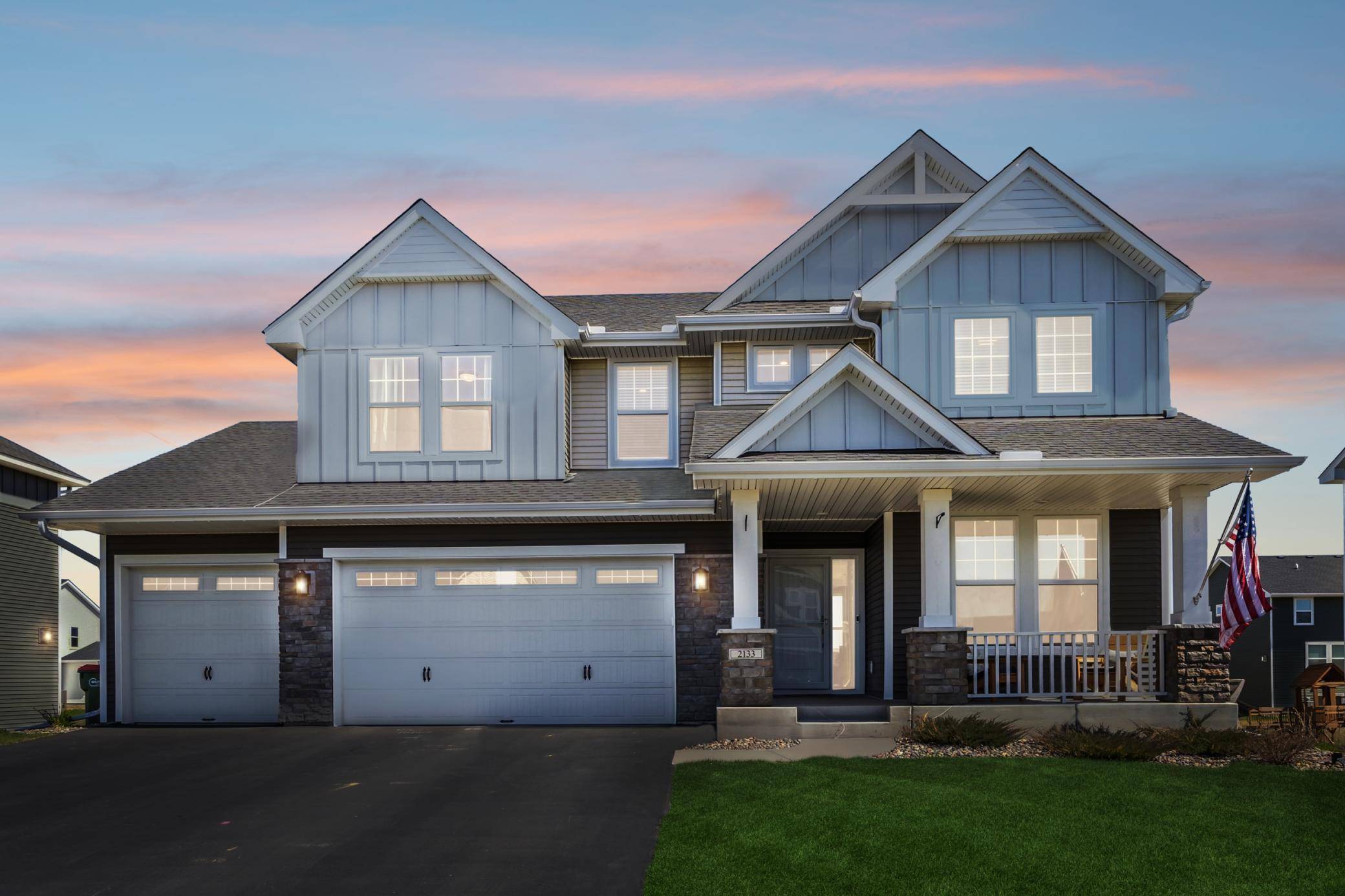 2133 Johanna CIR, Lino Lakes, MN 55038