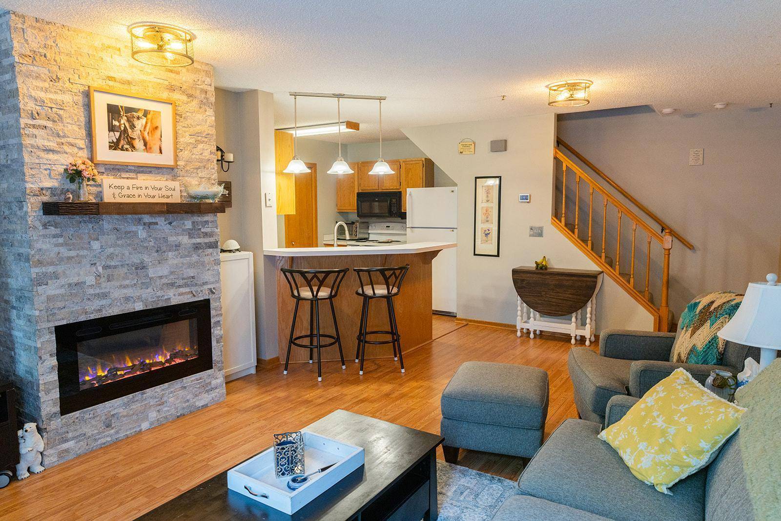White Bear Lake, MN 55110,3665 Willow LN