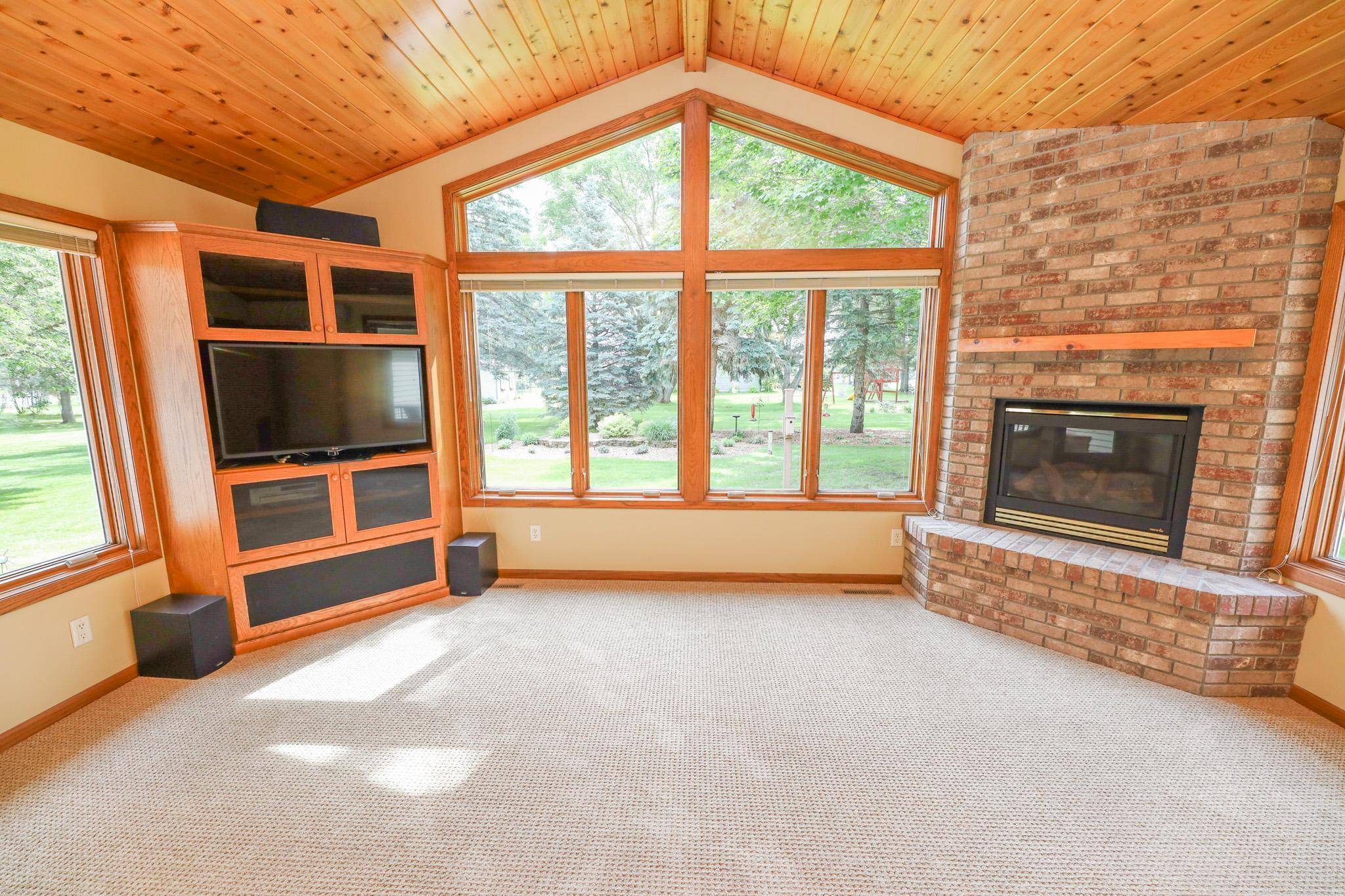Alexandria, MN 56308,2303 Parkview RD NE