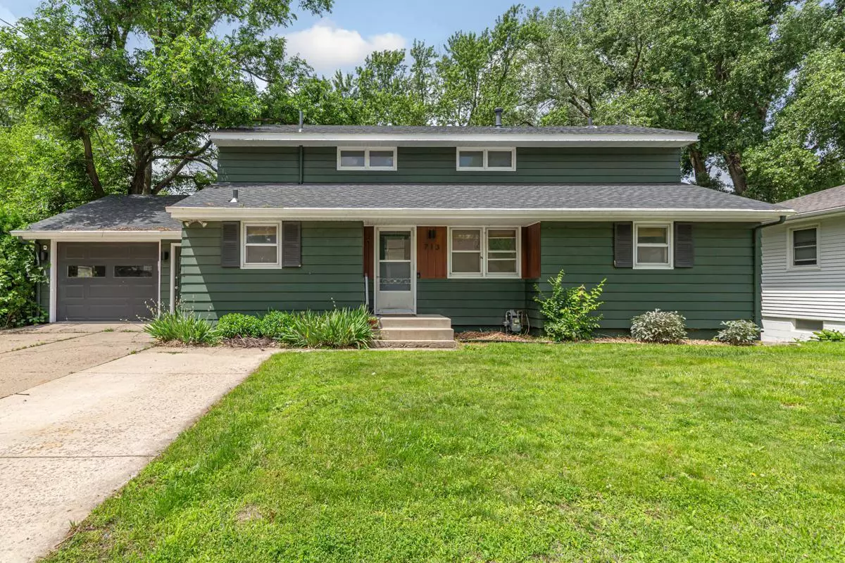 North Mankato, MN 56003,713 Sherman ST