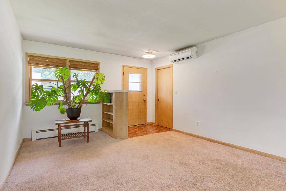 North Mankato, MN 56003,713 Sherman ST